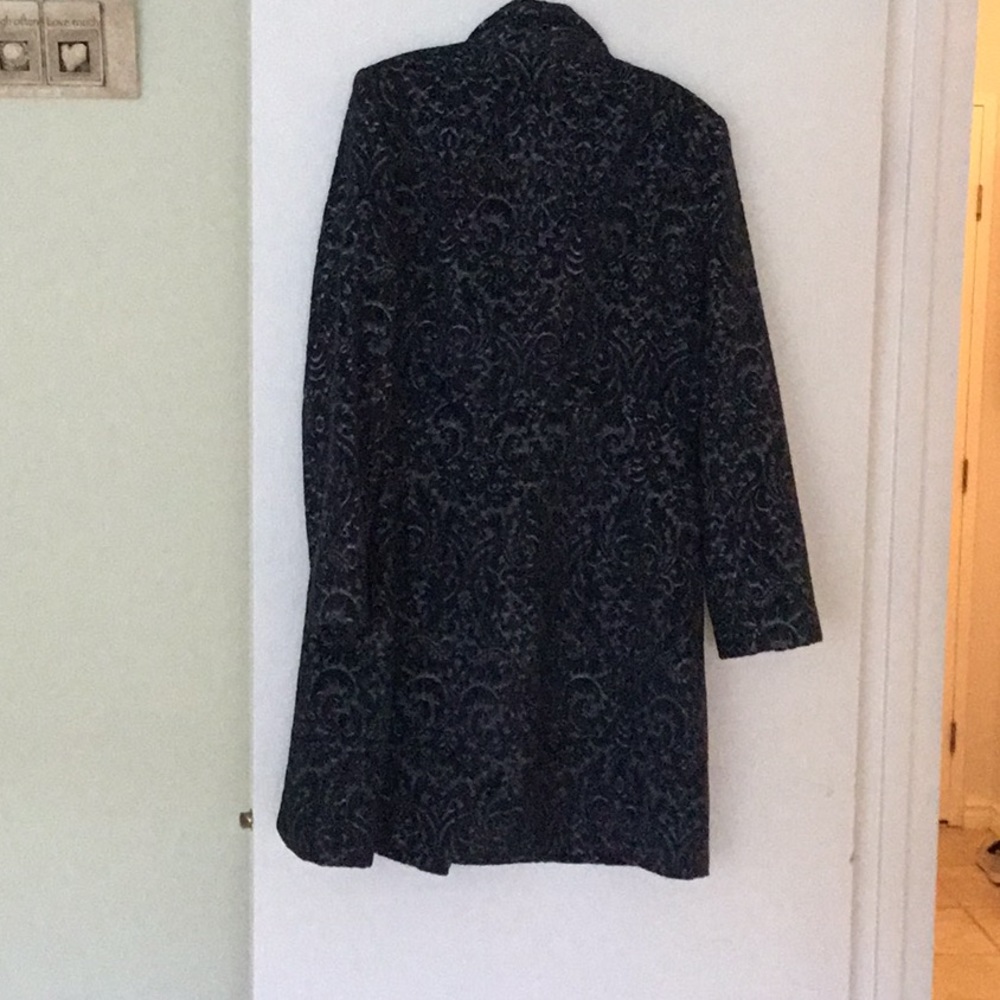 Tribal Jacket - Picture 2 of 2